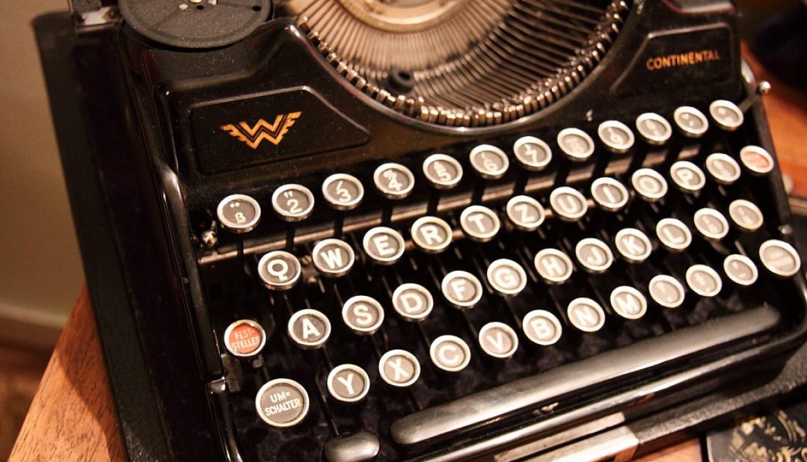 old_typewriter_184617